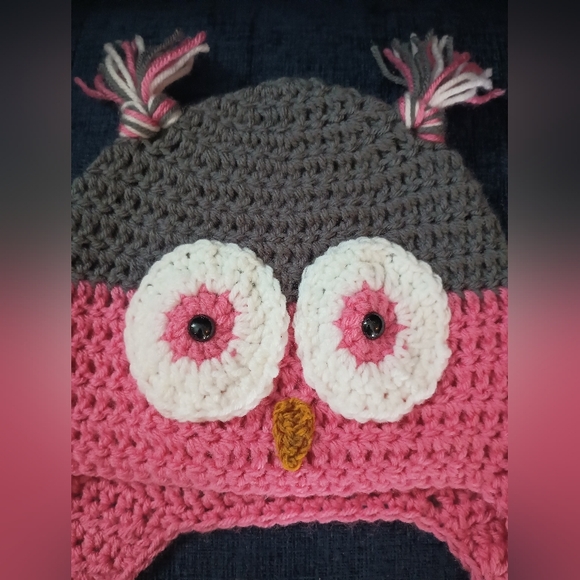 Handmade Owl Winter Hat Crochet Knit Pink Gray White Toboggan Adult Ladies Size - Picture 2 of 5